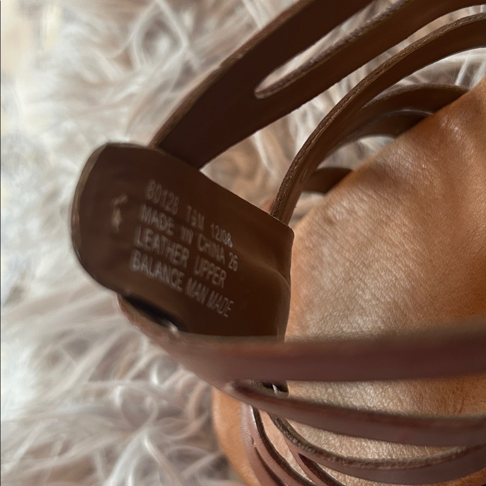 Clarks Strappy Slides - Picture 6 of 6